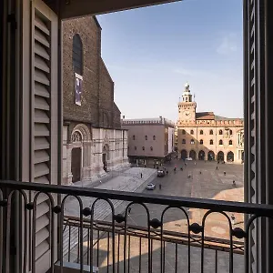  Appartamento Urbanicooh Asinelli - Balcony On Piazza Maggiore Italia